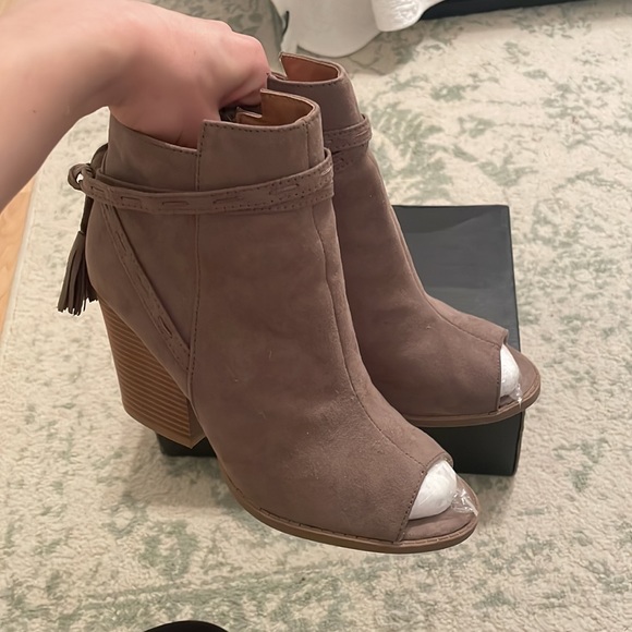 Quipd Booties - Picture 6 of 6